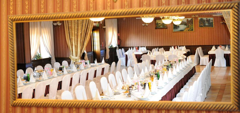 Hotel Czardasz Koziegłowy 외부 사진
