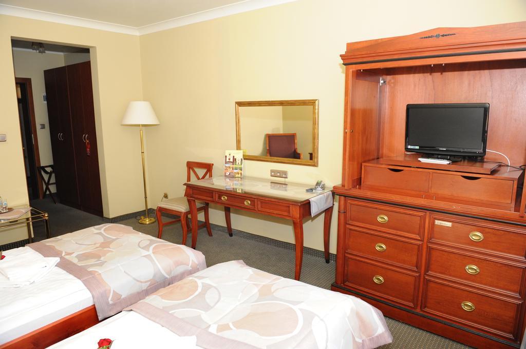 Hotel Czardasz Koziegłowy 외부 사진